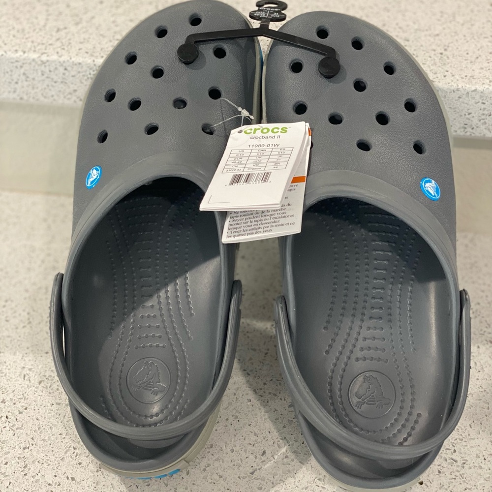 New Men crocs, size 13, gray